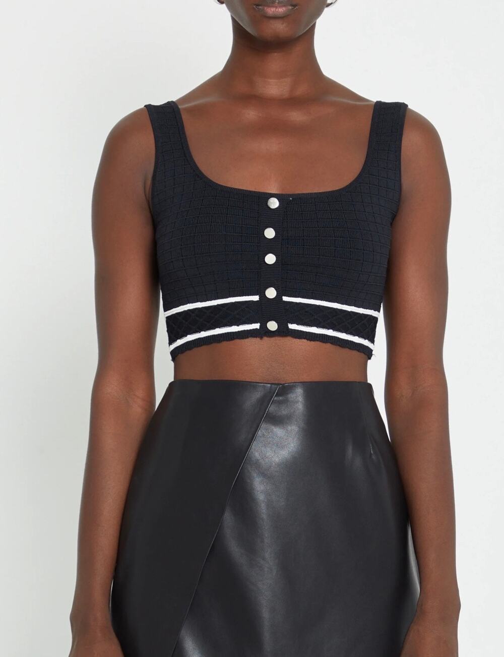$88 New Caara Lea crop top black sz small